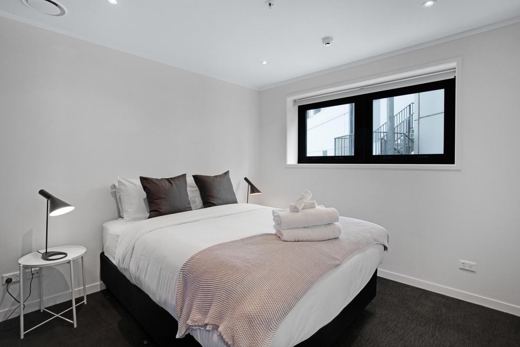 Skyline Serenade Apt With Skycity View And Parking โอ๊คแลนด์ ภายนอก รูปภาพ