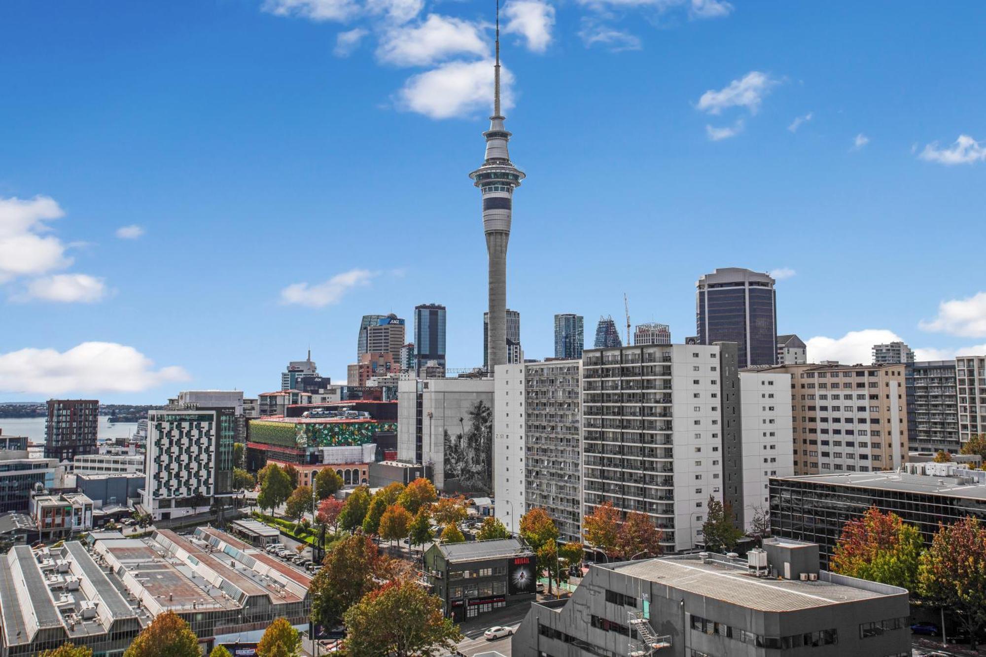 Skyline Serenade Apt With Skycity View And Parking โอ๊คแลนด์ ภายนอก รูปภาพ